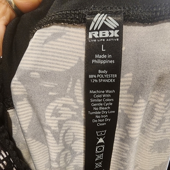 RBX Live Life Active Women's  Gray floral capri athletic leggins size L - Picture 5 of 11